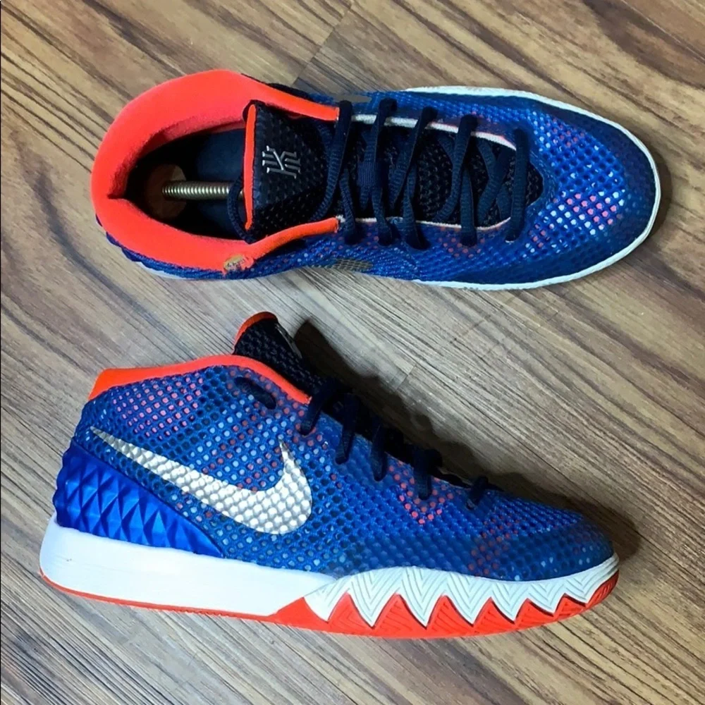 Nike Kyrie signature Shoes Youth